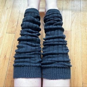 Black ribbed knit leg warmers